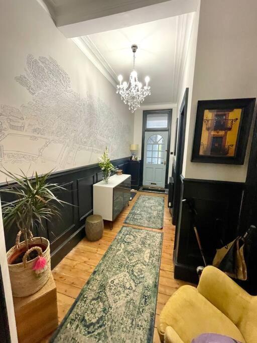 Traditional Apt Close To City Centre & Hampden 格拉斯哥 外观 照片